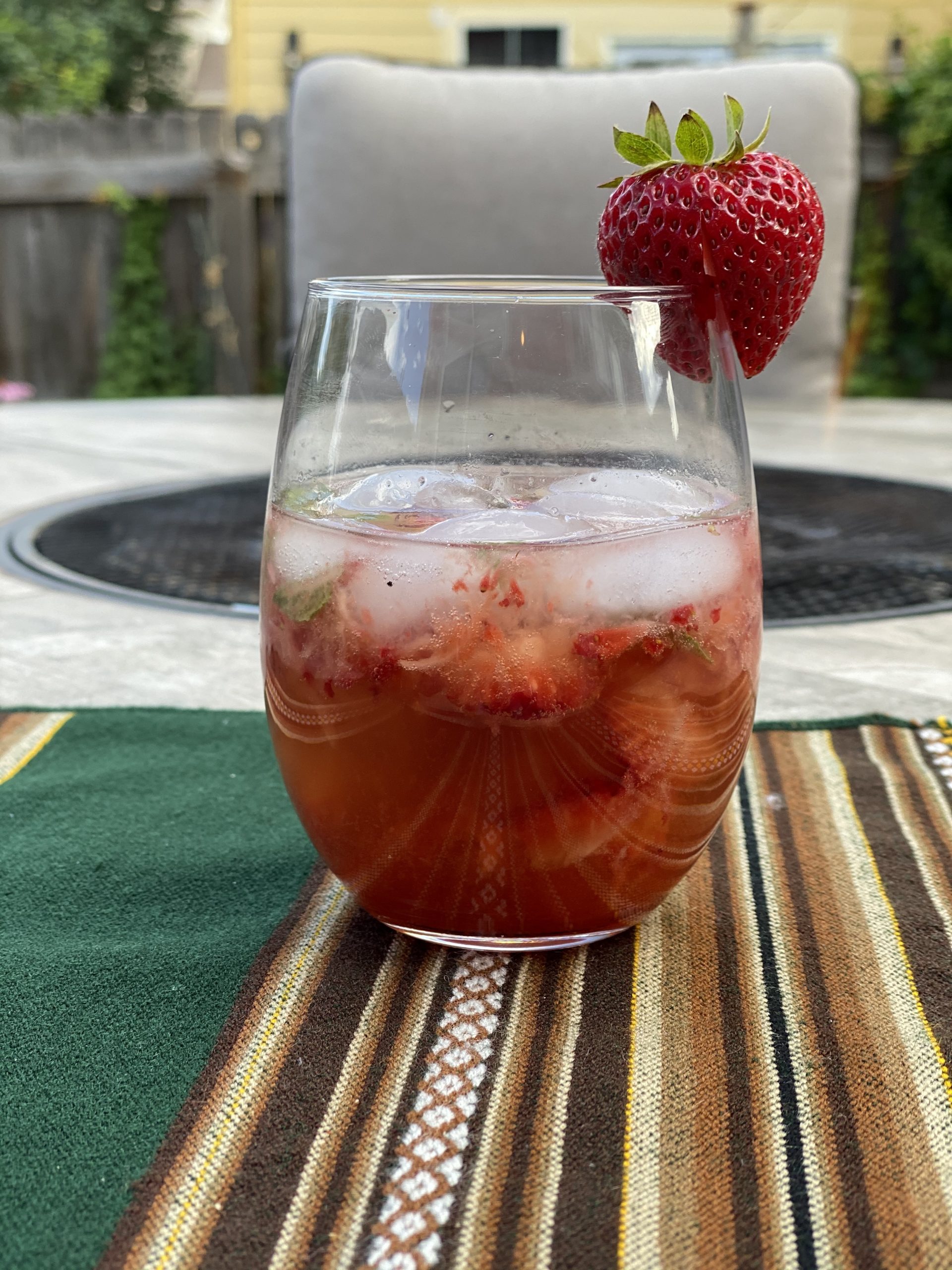 The Conscious Cleanse Guide to Mocktails and Cocktails